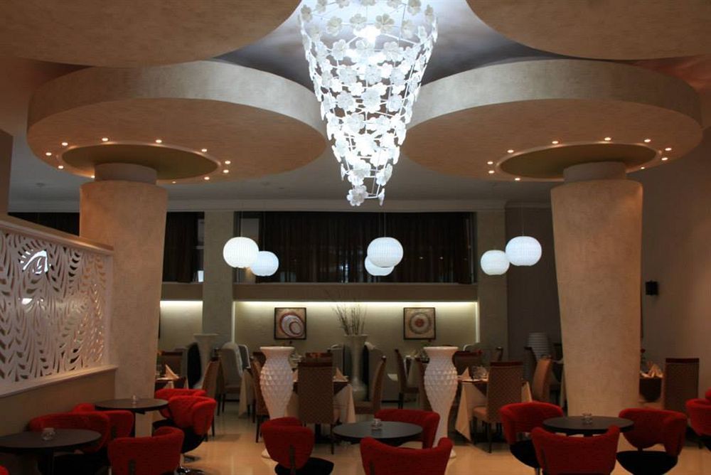 Cyan Hotel Addis Abeba Esterno foto