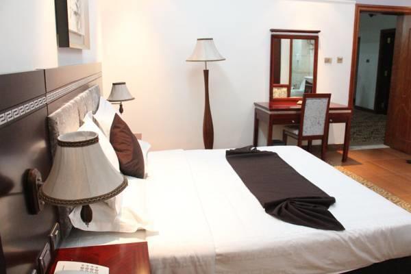 Cyan Hotel Addis Abeba Esterno foto