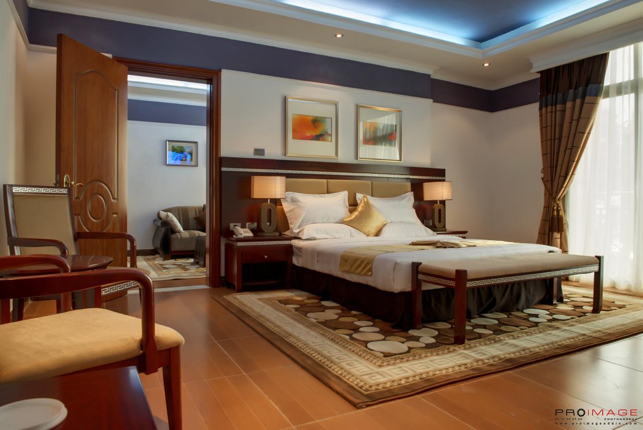 Cyan Hotel Addis Abeba Esterno foto