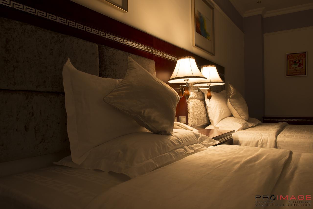 Cyan Hotel Addis Abeba Esterno foto